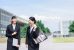 就活バッグを持っている女子就活生