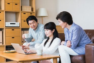 親・家族に相談する就活生